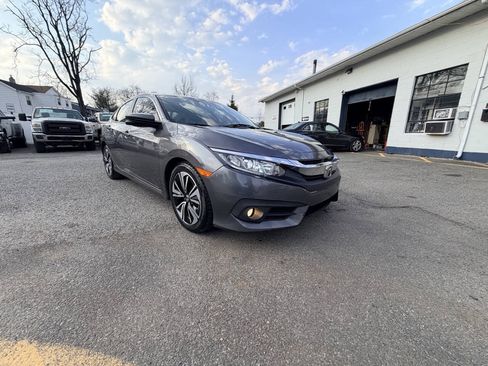 Used 2018 Honda Civic EX-L image 46