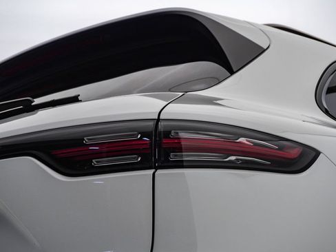 Used 2020 Porsche Cayenne E-Hybrid AWD/4WD image 13