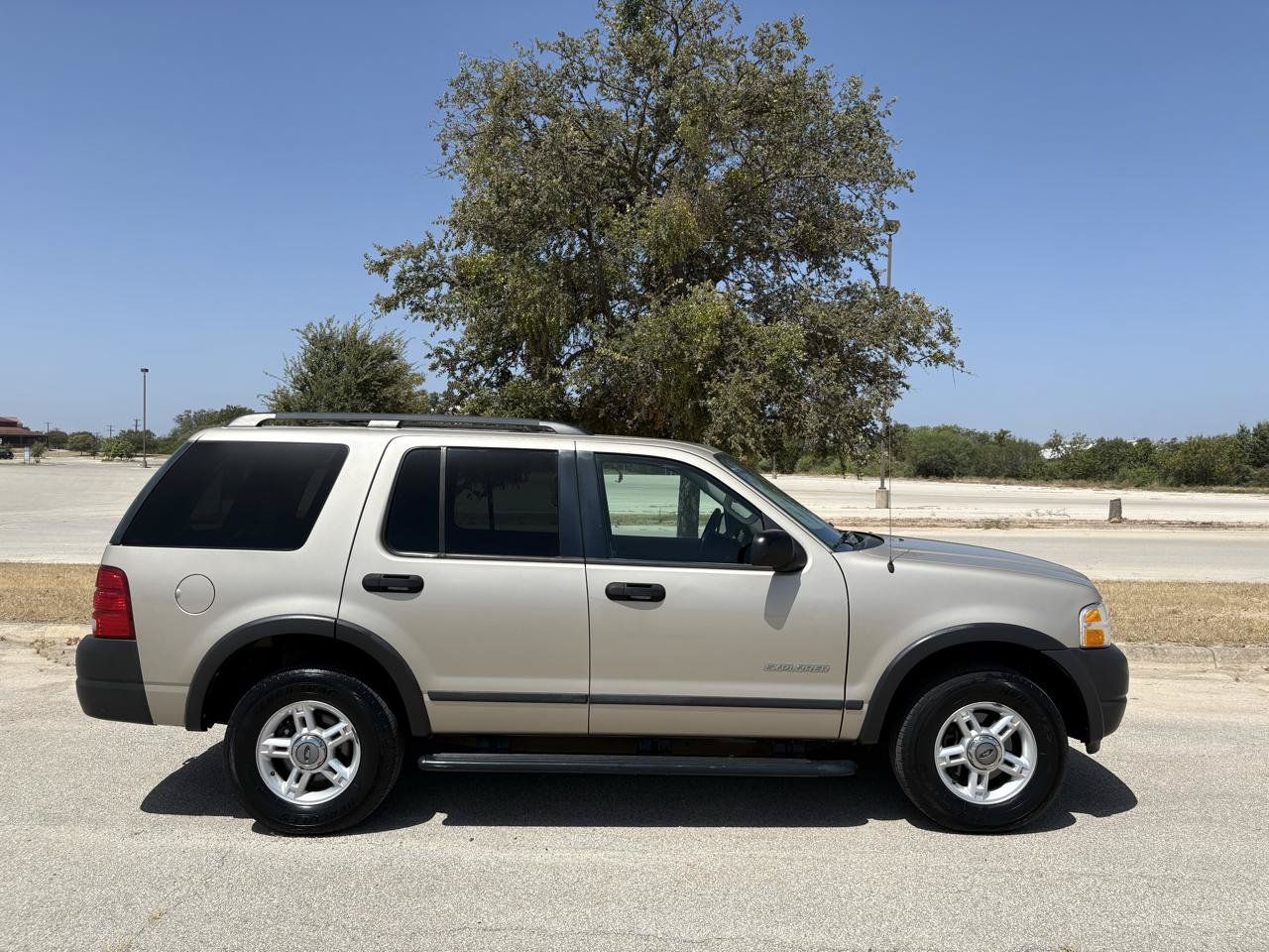 Used 2004 Ford Explorer XLS RWD image 55
