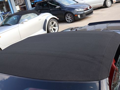 Used 2016 Chevrolet Corvette Stingray Convertible w/ 3LT Preferred Equipment Group RWD image 9
