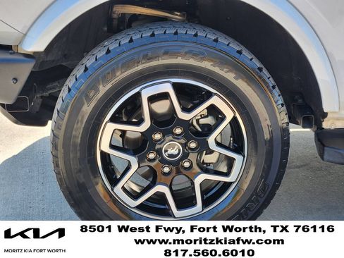 Used 2024 Ford Bronco Outer Banks AWD/4WD image 9
