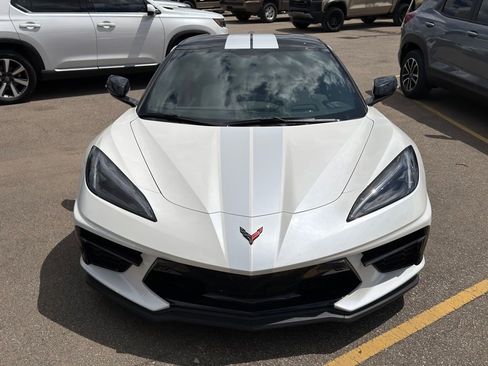 Used 2023 Chevrolet Corvette Stingray Premium Conv w/ Z51 Performance Package RWD image 12
