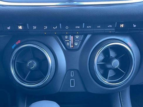 New 2025 Chevrolet Blazer LT w/ Convenience Package image 13