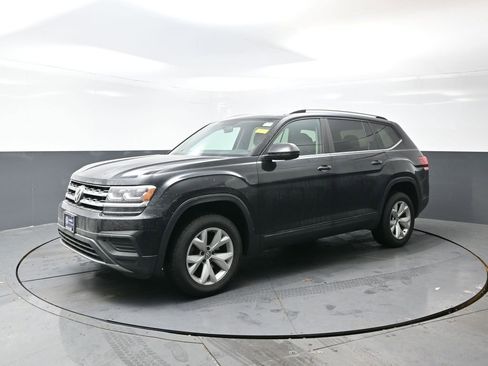 Used 2018 Volkswagen Atlas Launch Edition image 8