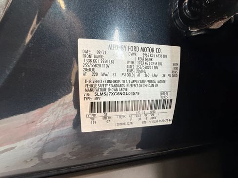 Used 2022 Lincoln Aviator Reserve w/ Equipment Group 201A AWD/4WD image 25