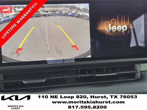 Used 2024 Jeep Wrangler Sahara w/ Technology Group image 7