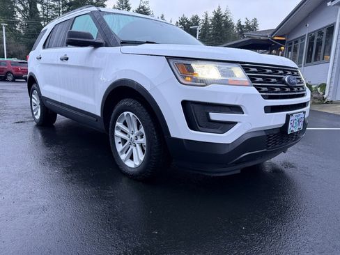Used 2016 Ford Explorer 4WD image 7