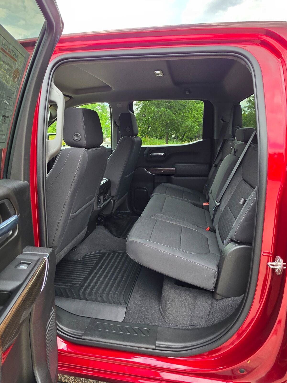 Used 2022 Chevrolet Silverado 1500 RST w/ Safety Package AWD/4WD image 14