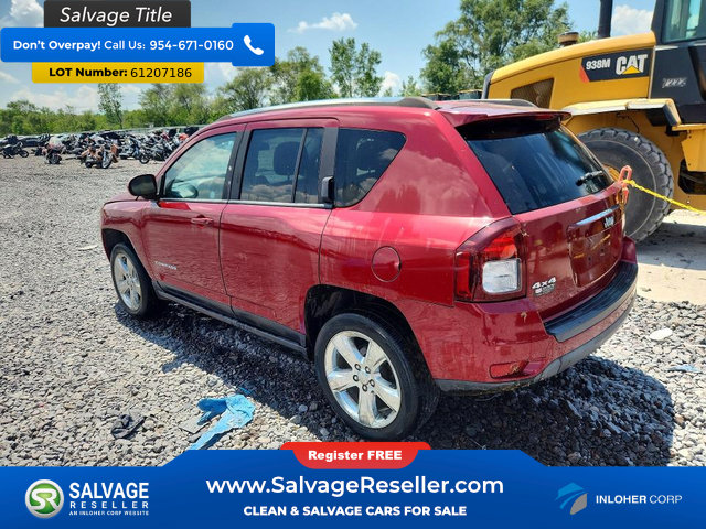 Used 2014 Jeep Compass Latitude AWD/4WD image 3