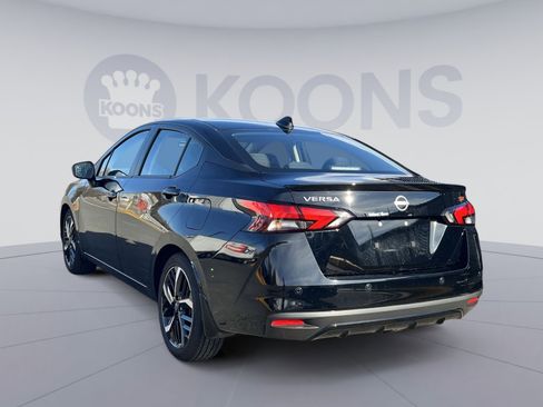 Used 2024 Nissan Versa SR w/ Trunk Package image 4