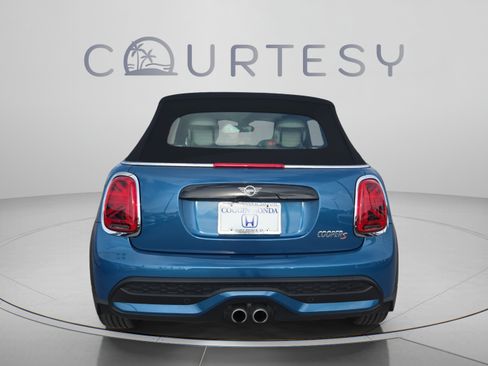 Used 2023 MINI Cooper S FWD image 5