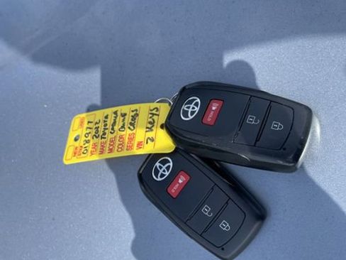 Used 2022 Toyota Corolla Cross LE FWD image 24