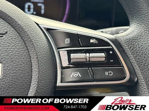 Used 2024 Kia Seltos LX AWD/4WD image 16
