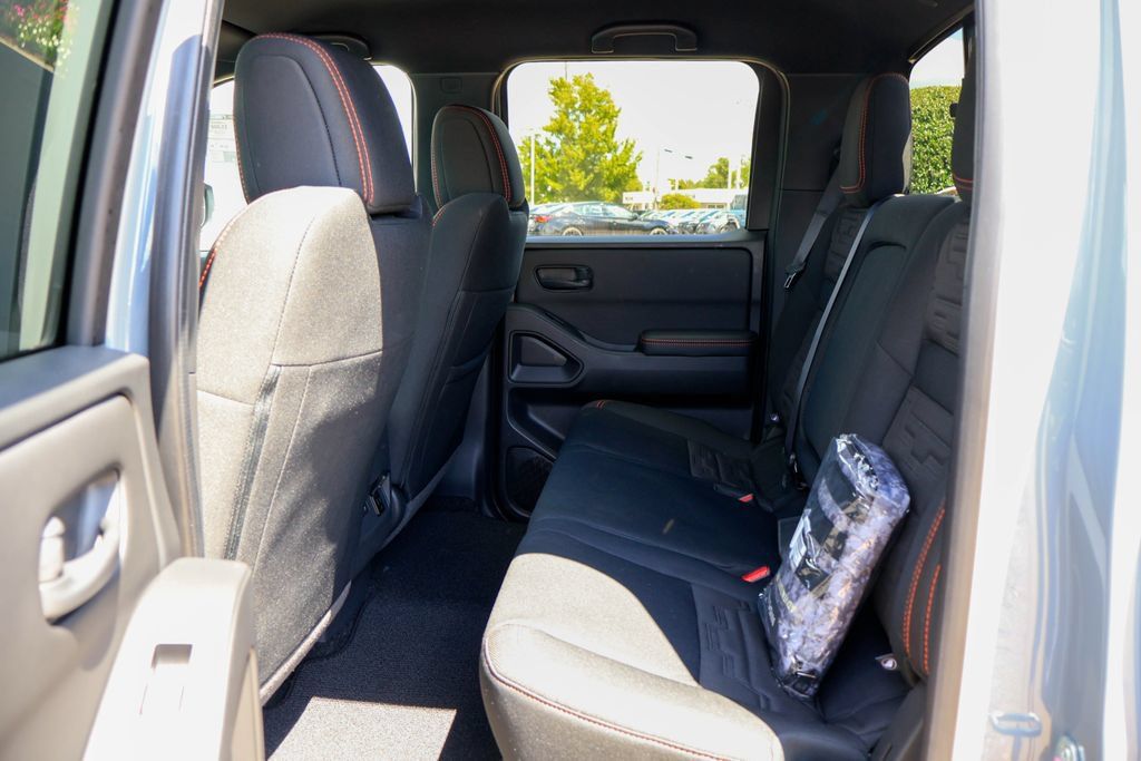 New 2027 Nissan Frontier PRO-4X w/ Pro Convenience Package AWD/4WD image 8
