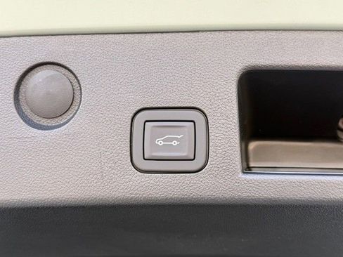 New 2026 Chevrolet Equinox LT w/ Convenience Package II image 39