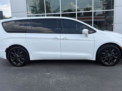 Used 2018 Chrysler Pacifica Touring Plus w/ S Appearance Package
