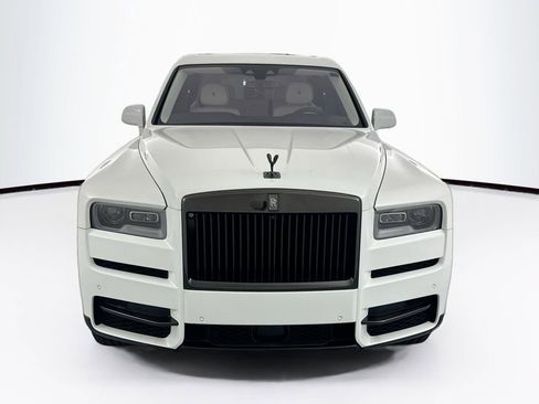 Used 2023 Rolls-Royce Cullinan Black Badge w/ Dark Exterior Package AWD/4WD image 2