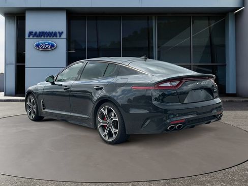 Used 2018 Kia Stinger GT2 AWD/4WD image 4