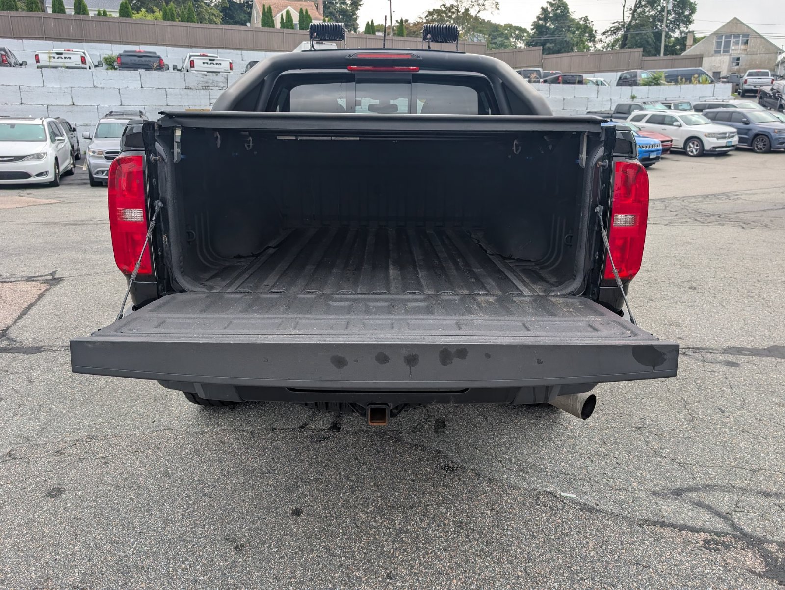 Used 2022 Chevrolet Colorado ZR2 w/ ZR2 Midnight Special Edition AWD/4WD image 25