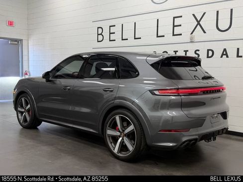Used 2025 Porsche Cayenne GTS AWD/4WD image 6