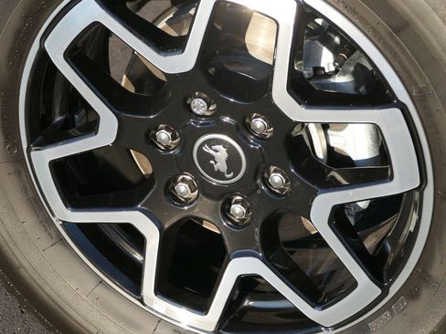 Used 2025 Ford Bronco Outer Banks image 11