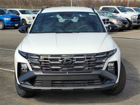 New 2025 Hyundai Tucson XRT image 2