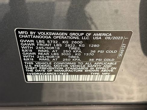 Certified 2024 Volkswagen Atlas SE FWD image 28