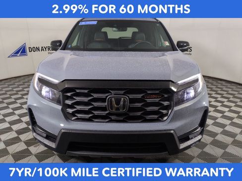 Certified 2025 Honda Passport TrailSport image 8