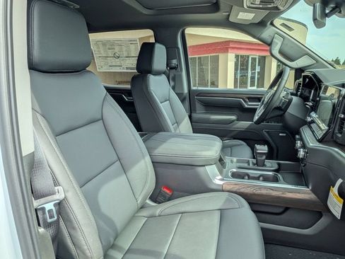New 2026 GMC Sierra 1500 SLT w/ SLT Premium Plus Package AWD/4WD image 31