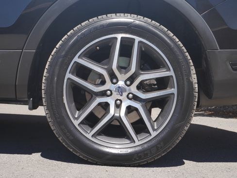 Used 2018 Ford Explorer Sport AWD/4WD image 17