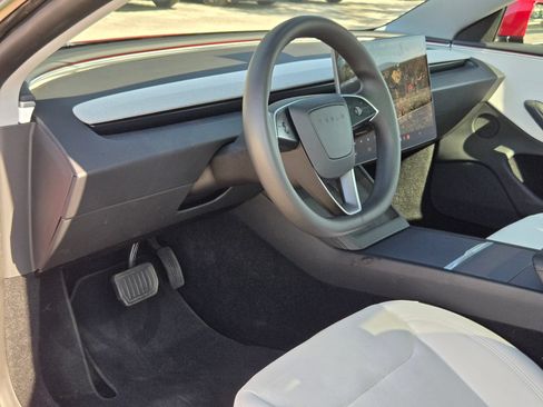 Used 2025 Tesla Model 3 Long Range AWD/4WD image 12