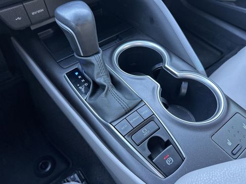 Used 2024 Toyota Camry XLE image 23