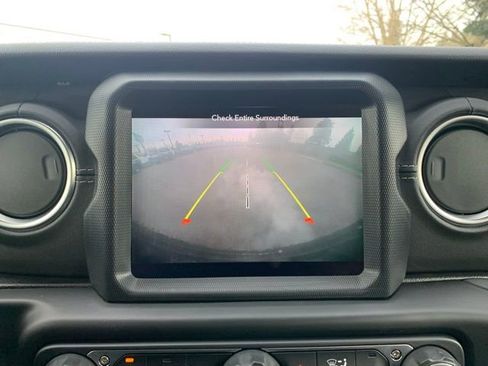 Used 2021 Jeep Wrangler Unlimited Sahara 4xe w/ Cold Weather Group image 15