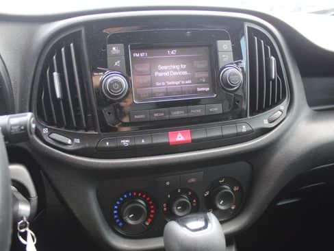 Used 2021 RAM ProMaster City Tradesman FWD image 15