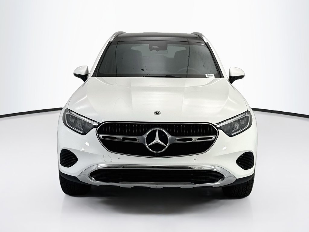 Certified 2026 Mercedes-Benz GLC 300 image 2