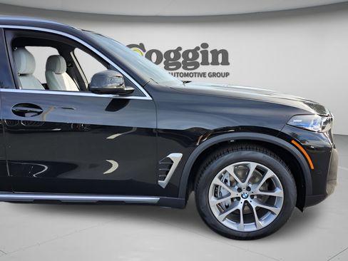 New 2026 BMW X5 xDrive50e w/ Executive Package image 40