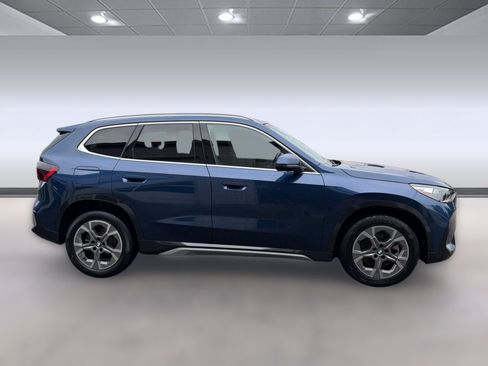 Used 2025 BMW X1 xDrive28i AWD/4WD image 8