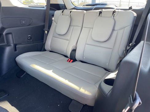 New 2026 Ford Explorer Active w/ Active Comfort Package image 17