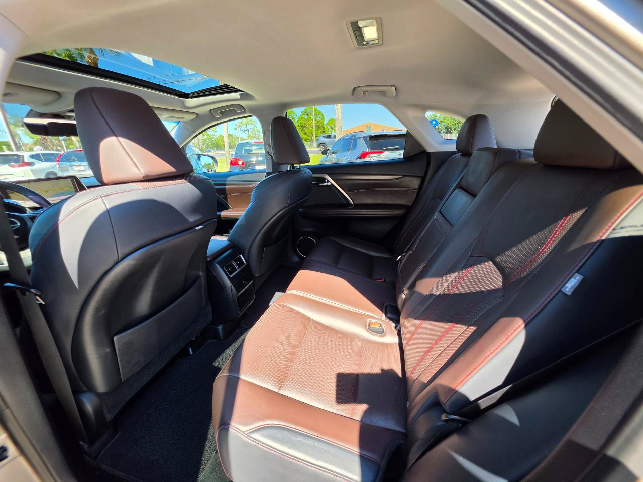 Used 2017 Lexus RX 350 AWD w/ Premium Package image 11