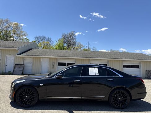 Used 2018 Cadillac CT6 Premium Luxury w/ Super Cruise Package AWD/4WD image 11