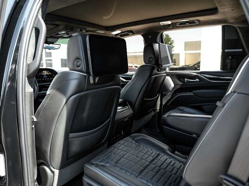 Used 2024 Cadillac Escalade V w/ LPO, ONYX Package AWD/4WD image 43