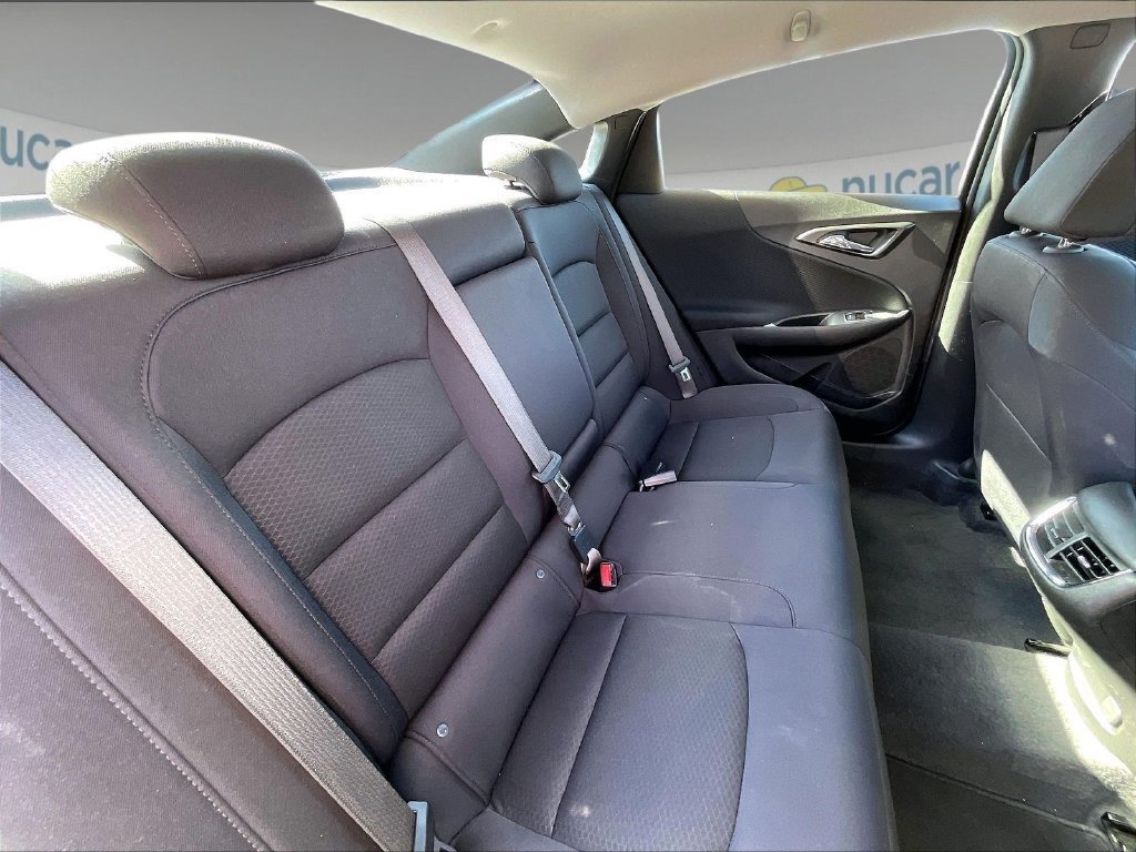 Used 2025 Chevrolet Malibu LT FWD image 15