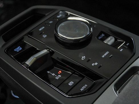 New 2026 BMW iX xDrive60 w/ M Sport Package image 20