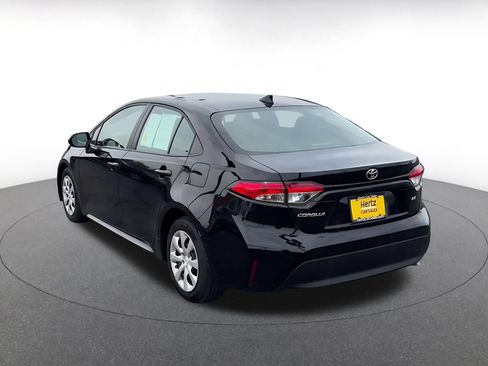 Used 2025 Toyota Corolla LE FWD image 11