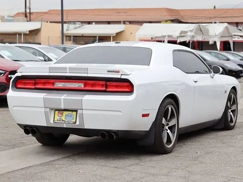 Used 2012 Dodge Challenger SRT8 image 5
