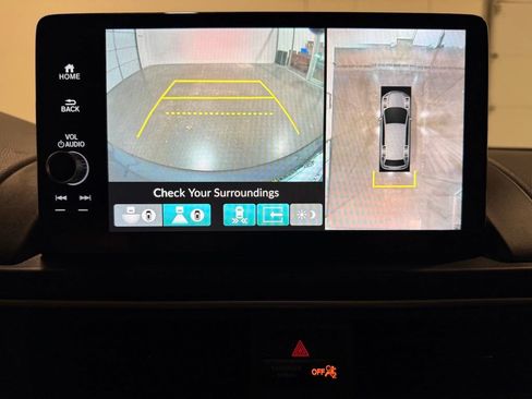 Used 2025 Honda Pilot Elite image 27