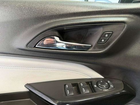 Used 2026 Chevrolet Trax LT image 12