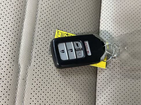 Used 2021 Honda CR-V Touring image 33