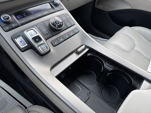 Used 2022 Hyundai Palisade Calligraphy image 34