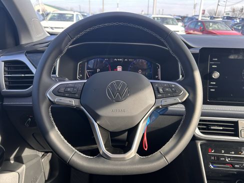 New 2026 Volkswagen Taos SEL image 11